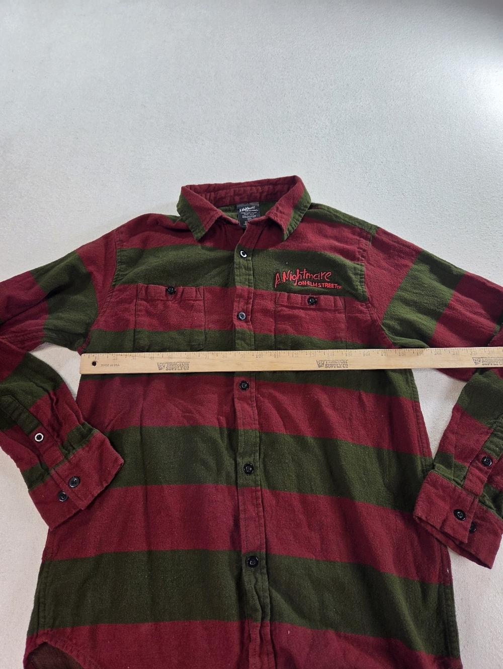Nightmare on Elm Street Freddy Flannel Shirt Large - Picture 5 of 8